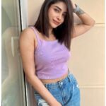 Ameya Mathew Instagram - ലൊക്കേഷൻ എവിടെയും ആയിരിക്കട്ടെ... ക്യാമറ കണ്ടാൽ... I Can't say No to this Clichè Pose!😌😬👻🤓🤩 📸 @adv.anagha 😘 Trivandrum, India