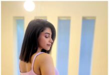Ameya Mathew Instagram - ലൊക്കേഷൻ എവിടെയും ആയിരിക്കട്ടെ... ക്യാമറ കണ്ടാൽ... I Can't say No to this Clichè Pose!😌😬👻🤓🤩 📸 @adv.anagha 😘 Trivandrum, India