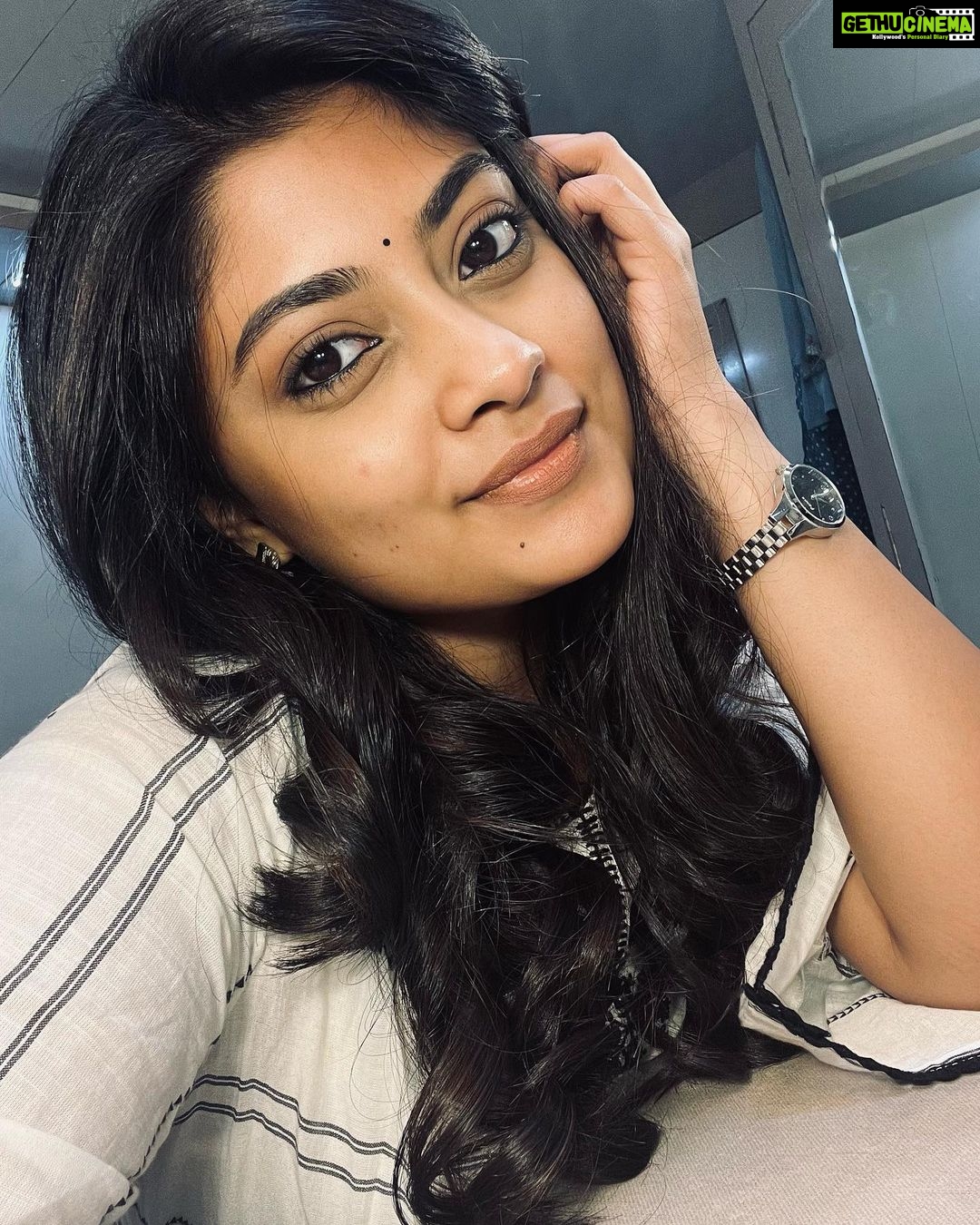 Ammu Abhirami Instagram Seek To Be Whole Not Perfect Gethu Cinema