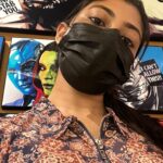 Ammu Abhirami Instagram - பல முகங்கள் வேண்டும் சரி மாட்டி கொள்வோம்… பல திருப்பம் தெரியும் அதில் திரும்பி கொள்வோம்…🤌🏻