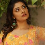 Ammu Abhirami Instagram - Manjal🌻💛🧿 Dream team: 📸 @sat_narain @the.portrait.culture ✨ Muah @kabooki_mua and team✨ Outfit @akira_the_couture__ ✨