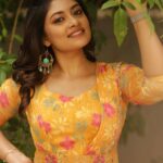 Ammu Abhirami Instagram - Manjal🌻💛🧿 Dream team: 📸 @sat_narain @the.portrait.culture ✨ Muah @kabooki_mua and team✨ Outfit @akira_the_couture__ ✨