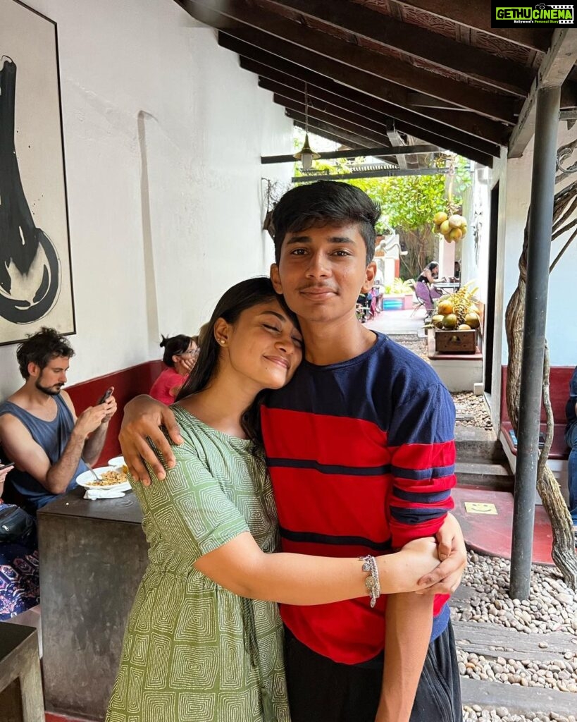 Ammu Abhirami Instagram - Hey♥ @sarva_naane , my little brother, my big brother, my friend, my companion, my partner in crime, my advisor, my free in-house therapist, my comedian, my comforting shoulders, my 1st child it’s your birthday today♥🧿… I remember the day when our parents first put you on my lap saying this is your little thambi who is always going to be there with you forever! I was very happy but I was also a little sad and jealous that someone else had come to share the love and snacks I received that was supposed to be all mine… Little did i know you’d take my complete heart and love too??? You’d become my everything ! I love you sarva♥ Enikum nee happya erukanum , Sirichite erukanum , epovum kodave erukanum , I’m seriously blessed to have a brother like you 🧿♥✨…. Happiest birthday sarva♥🤗 Ps: I love you and you should always remember that you have been delicately picked from cooperation kuppaithotti near hospital when you were an infant ☺♥…