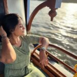 Ammu Abhirami Instagram – வாய் பேசிடும் ஓசையை காட்டிலும்
அன்பின் ஜாடைகளே மொழிகளே🤍…