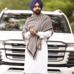 Ammy Virk Instagram - Busy Getting Paid is on the top charts of all the streaming platforms. Much love ❤️🙏🏻