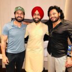 Ammy Virk Instagram - Wadde veer ❤️ @binnudhillons @dev_kharoud ❤️
