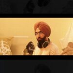 Ammy Virk Instagram - Gabru ae top da te top di quality 😎😈 Watch @ammyvirk and Divine groove to the killer beats of Busy Getting Paid, in action with the best from @zebronics 🎧🎶 If you've still not heard this banger, you're missing out. Head to Youtube to watch this now. 👀 #zebronics #ammyvirk #Divine #busygettingpaid #collab #trending #alwayahead