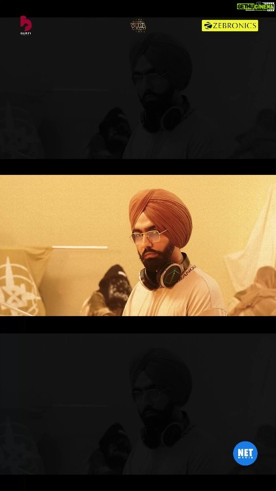 Ammy Virk Instagram - Gabru ae top da te top di quality 😎😈 Watch @ammyvirk and Divine groove to the killer beats of Busy Getting Paid, in action with the best from @zebronics 🎧🎶 If you've still not heard this banger, you're missing out. Head to Youtube to watch this now. 👀 #zebronics #ammyvirk #Divine #busygettingpaid #collab #trending #alwayahead