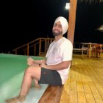 Ammy Virk Instagram - Maldives ❤️ @sunsiyamiruveli @sunsiyamresorts @pickyourtrail ❤️❤️