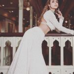 Amrita Arora Instagram – Happy happiest birthday Queen 👸! Keep shattering that glass ceiling and knocking down doors …I love more than you love London 😂😂 Be mine also forever 😂  @malaikaaroraofficial ❤️👸