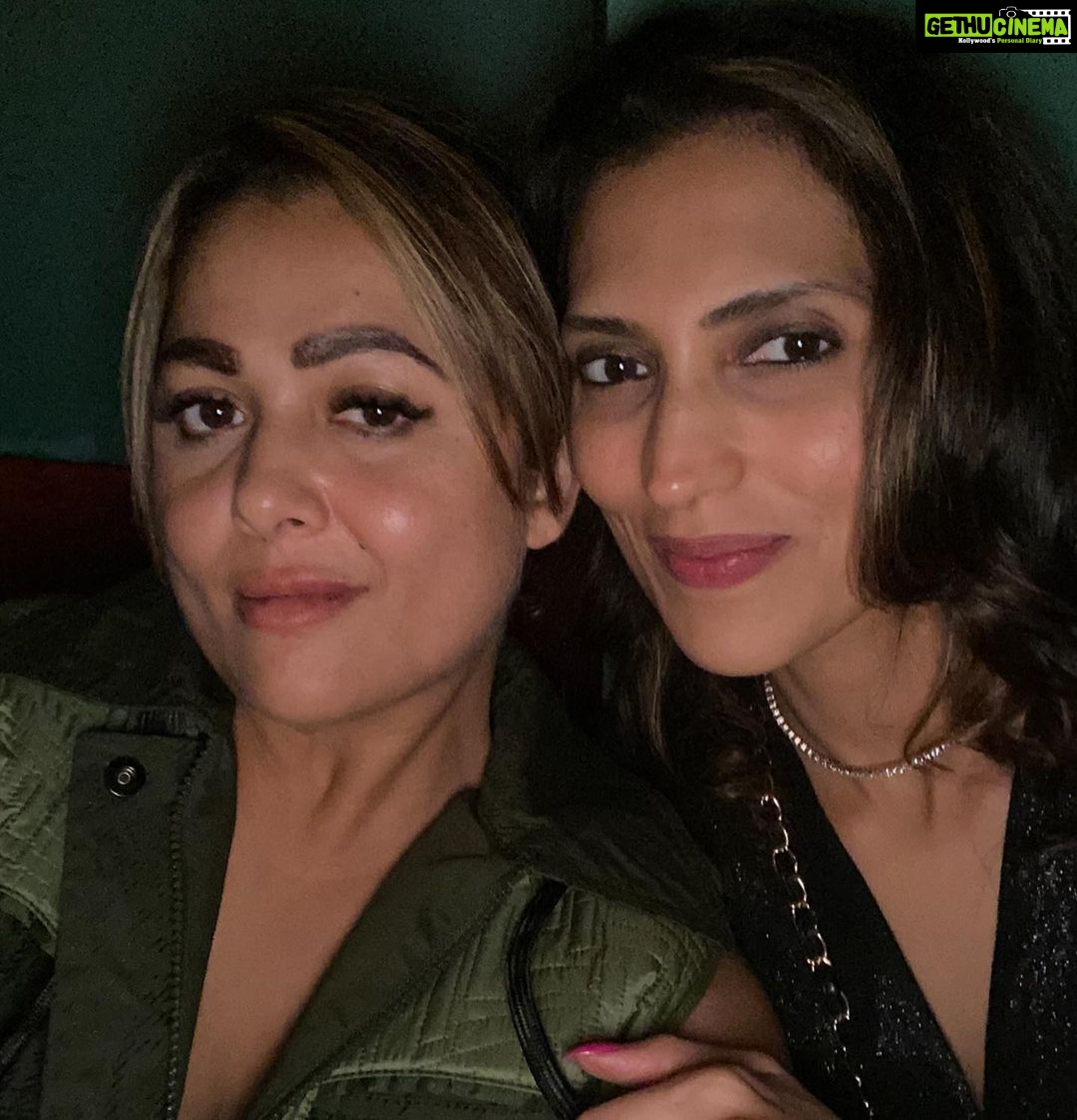 Amrita Arora Instagram - Happy happy birthday darling @dollysidhwani ❤️❤️❤️❤️ dollssssss !