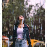 Amrita Rao Instagram – Some People Feel The Rain…Others Get Wet ☂️🌂💦💦💦💦💦🌧️🌧️🌧️🌧️☔☔☔☔☔☔💧💧💧💕💕💕💕💕💕💕

My Favvvvvvvvvvvvvorite Song instees !!!!
RD BURMAN IS A GENIUS 💝💕🫶🫶🫶🫶🫶🫶🫶