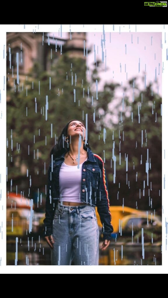 Amrita Rao Instagram - Some People Feel The Rain...Others Get Wet ☂🌂💦💦💦💦💦🌧🌧🌧🌧☔☔☔☔☔☔💧💧💧💕💕💕💕💕💕💕 My Favvvvvvvvvvvvvorite Song instees !!!! RD BURMAN IS A GENIUS 💝💕🫶🫶🫶🫶🫶🫶🫶