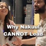 Amrita Rao Instagram – Jankee sharing truth bombs on who wears the pants in their relationship

Catch It on our Leading Episode of ‘Yehi Woh Jagah Hai’ with @nakuulmehta @Jank_ee
LINK IN BIO
#nakuulmehta #jankeemehta #amritarao #rjanmol #yehiwohjagahhai #love #couplegoals #reels #trendingreels #relationshipgoals #husbandandwife