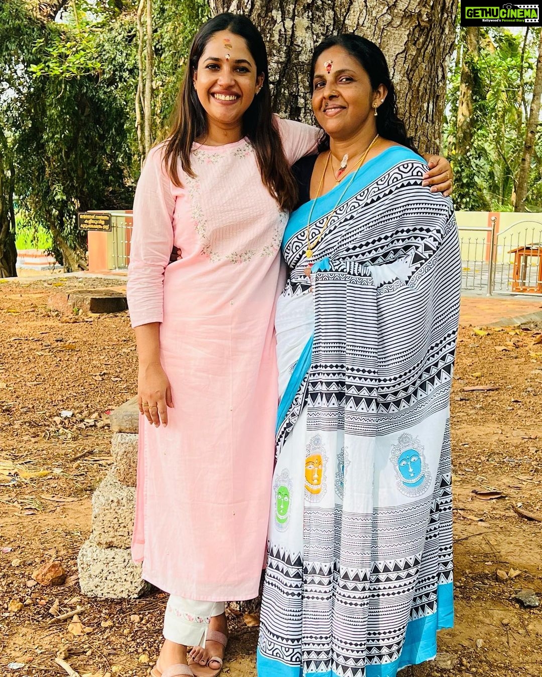 Amrutha Nair Instagram - ♥️ @ambily__nair Karunagapally