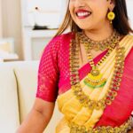 Amrutha Nair Instagram - Last day I visited one of the biggest jewellery shops in our Trivandrum, @pothysswarnamahal. Trust me guys they have an amazing collections of jewellery in traditional and modern designs & their antique collection is my fav. The ambience and service they provide is top notch. A must visit showroom for all your jewellery purchase!