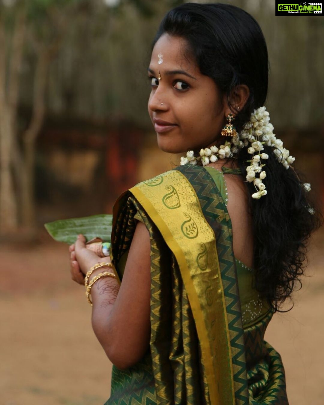 Amrutha Nair - 32.7K Likes - 🥰Memories😁
#old #memmories #love