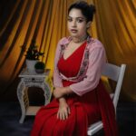 Amrutha Nair Instagram - Happyyyyy New Year Everyone ♥️♥️♥️ Attire @bybbecca 📸 @jithuthampifm @travancoreads MUA @brides_of_deepthi Team @tbilisi_events @jishnu_budgetweddings @padma_kumar_vinu @signature_by_jithin