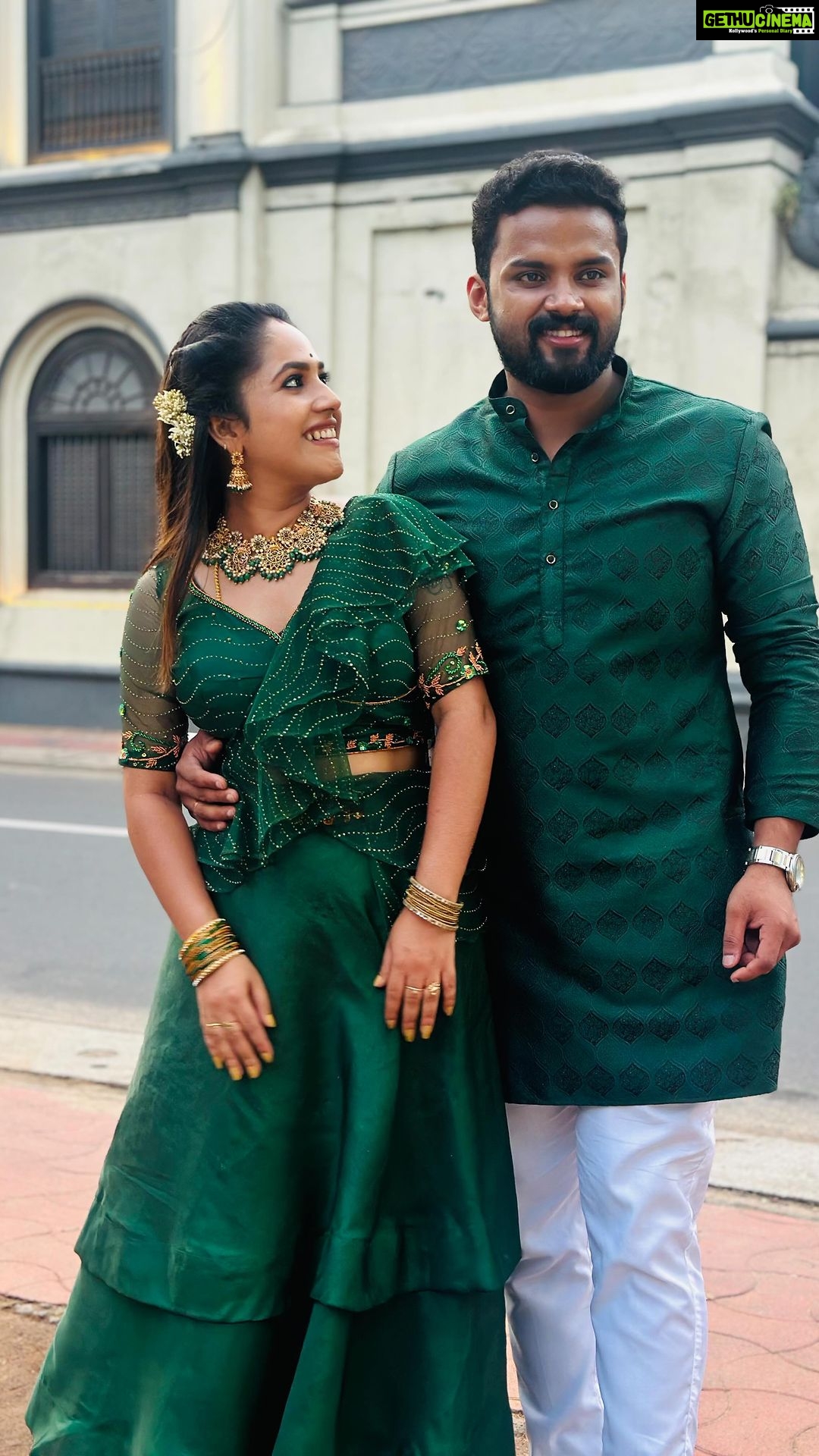 Amrutha Nair - 33K Likes - 💚 @_aju_thomas_
Blouse design @i_meraki_designer_boutique
@geethagovindam23 @asianet