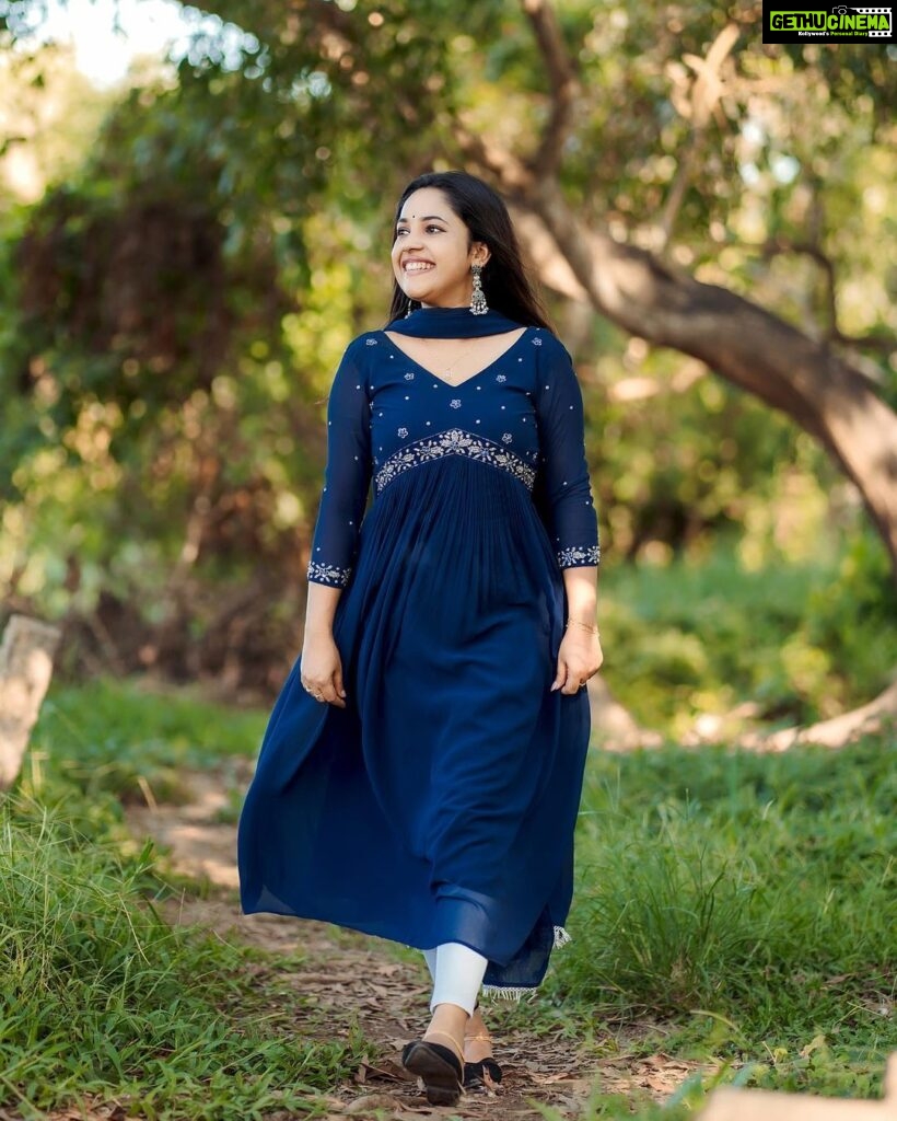 Amrutha Nair Instagram - 🦋🫰🏻 Outfit @mudra_by_maria Pic @vipinjkumar Trivandrum, India