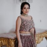Amrutha Nair Instagram - 🦋 Shot by : @kanojo_stories @vaisakh_mascara Retouch @vipinjkumar Mua : @blushingtone_by_veenavineeth Outfit by @taavisha_by_geethu , @the_rental_jeannie Ornaments by @alameen_fashion_jewels Trivandrum, India