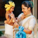 Amrutha Nair Instagram - എന്നുണ്ണി കണ്ണാ പൊന്നുണ്ണി കണ്ണാ♥️ Ma baby @avni.vineeth Pic @vipinjkumar Outfit @tanirika_collectio MUA @blushingtone_by_veenavineeth Ornaments @gem.forher Blouse design @vybhadesignerstudio Trivandrum, India