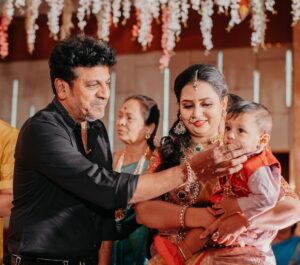 Amulya Instagram - Forever Cherishing ✨
Thank you Shivanna 🙏and Ganesh sir and ma’am for your love & blessings on Atharv & Adhaav ❤️ @nimmashivarajkumar @goldenstar_ganesh @shilpaaganesh