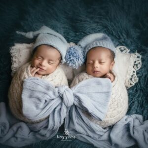 Amulya Instagram - Introducing our two little bundle joy and happiness on the auspicious occasion of Krishna Janmashtami❤️ Bless them too with all your heart ❤️
ಶ್ರೀಕೃಷ್ಣ ಜನ್ಮಾಷ್ಟಮಿಯ ಶುಭ ಸಂದರ್ಭದಲ್ಲಿ  ನಮ್ಮ ಮುದ್ದಿನ ಮಕ್ಕಳನ್ನು ಸಂತೋಷದಿಂದ ನಿಮಗೆ ಪರಿಚಯಿಸುತ್ತಿದ್ದೇವೆ. ಸಹೃದಯಿಗಳಾದ ನಿಮ್ಮ ಶುಭಾಶೀರ್ವಾದವಿರಲಿ.
Photography: @tinyyawnsphotography
Makeup: @yathishmakeover03 
#Ajhappiness #twins #familygrowing