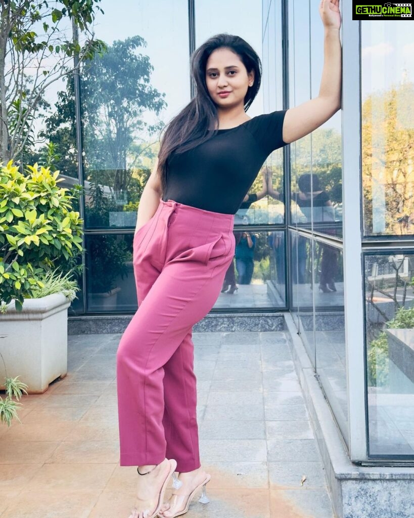 Amulya Instagram - #2022 Whatta fantastic year was this … Well this year was a perfect blend of happiness , pain , stress , confidence, fear , strength , love … 2022 has taught soo much .. with all these learnings #2023 will see next version of me … 🫶 #amulya