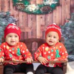 Amulya Instagram - Atharv & Aadhav 1st #Christmas 🎅 Happy Christmas everyone 🎄 Photography : @giggly_tots