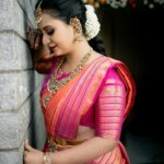 Amulya Instagram - ಹೊಸ ವರ್ಷ ಹಾಗು ಯುಗಾದಿ ಹಬ್ಬದ ಹಾರ್ಧಿಕ ಶುಭಾಶಯಗಳು 🍀 Photography: @pkstudiophotography Jewellery: @gajraj_jewellers Make up: @yathishmakeover03 Blouse: @sanvis_boutique