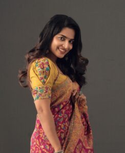 Anagha Instagram - Wardrobe /styling @savinidii_official 
 Photography @prachuprashanth 

Hair and makeup @reenapaiva 
Managed by @arunprajeethm 
Pro @prosrivenkatesh
