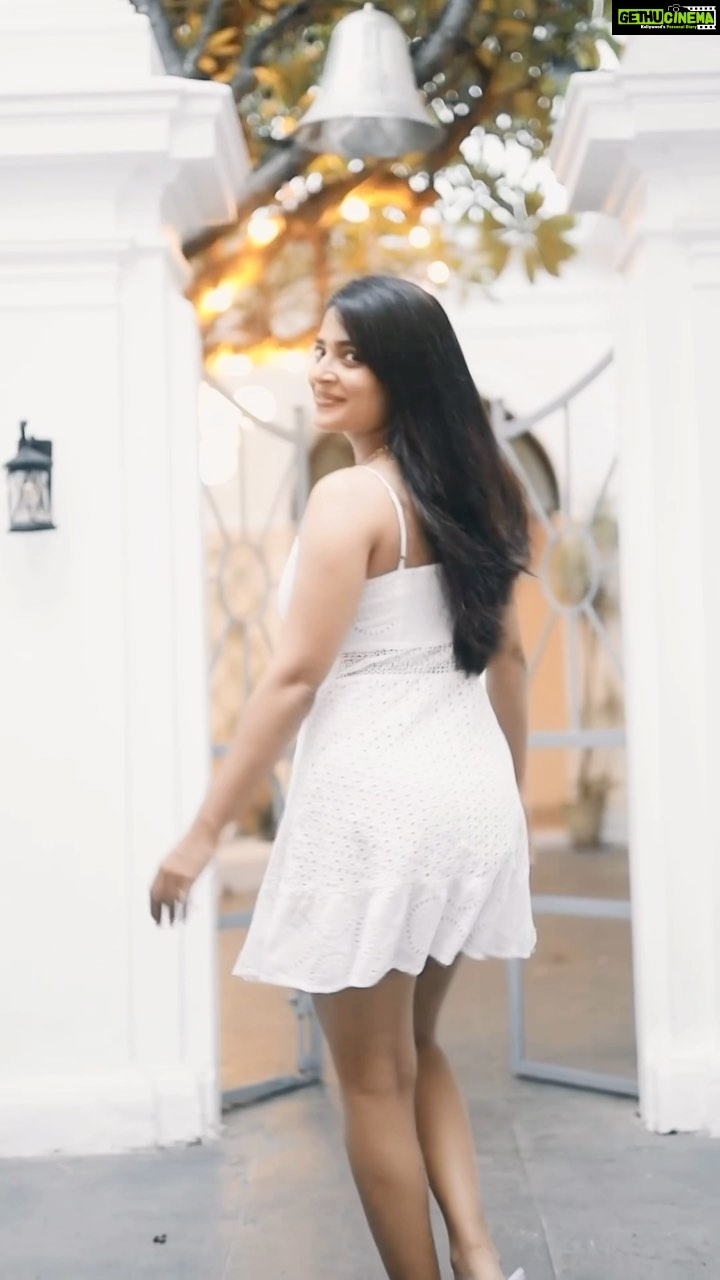 Anagha Instagram - Turn up your glam with Bata 24x7 Glam Collection! This summer, bring on the heat with classy sandals and elegant pumps in chic summer hues as Bata’s new collection drops. You can get your hands on them at the nearest Bata stores or visit bata.in #GlamOnWithBata #24x7GlamCollection #collab