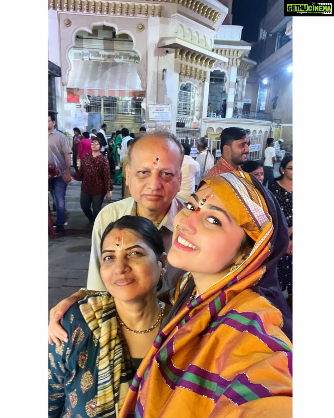 Anagha Bhosale Instagram - Jari baap sarya jagacha pari tu aamha lekaranchi vithu mauli. Hey Vitthala , hey Panduranga & Rakhumai thank you for calling us🥹🙏🏻❤️🦚 #pandharpur dham ki jai🙌🏻 विठ्ठल रुक्मिणी मंदिर पंढरपुर