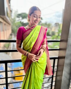 Anagha Bhosale Instagram - After a long time✨ -  #marathimulgi 
Beauty lies in the eye of the beholder 🦚 
Hari Hari