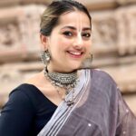 Anagha Bhosale Instagram - The Real Meaning Of Janmashtami Is To Invite Krishna To Appear In The Womb Of Our Own Consciousness 🙏🙏- HH Radhanath Swami Maharaj . Special week getting started 🦚💙 . Tulsi Mala by : @silver_tulasi_mala Govardhan Eco Village (GEV) - Sri Radha Vrindavanbihari Temple, Mumbai.