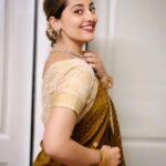 Anagha Bhosale Instagram - Hare Krishna 🙏🏻🙌🏻 Simplicity means NO duplicity - Radhanath Swami Tulsi kanthi mala by- @silver_tulasi_mala