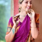 Anagha Bhosale Instagram - Stay where your heart smiles (krishna smiles)💙 Haldi & mehndi ceremony🙌🏻 #southindianweddings #devoteewedding #vaishnavwedding Govardhan Eco Village (GEV) - Sri Radha Vrindavanbihari Temple, Mumbai.