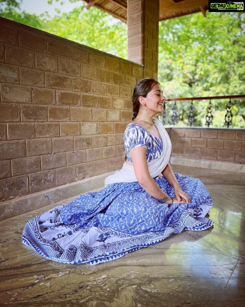 Anagha Bhosale Instagram - Happy international yoga day🧘‍♀️ Healthy body plays an important role in our spiritual lives, only through this body (as a medium) we can attain krishna , therefore it is our responsibility to take care of it. Healthy body is a gift from krishna, we should make sure we maintain it & keep it clean as a temple where krishna resides. Today on this occasion let’s promise krishna we’ll make necessary health changes to keep our bodies healthy, Hari Bol 🙏🏻🙌🏻💙 Govardhan Eco Village (GEV) - Sri Radha Vrindavanbihari Temple, Mumbai.