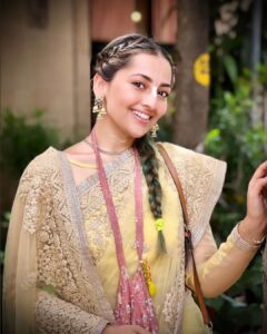 Anagha Bhosale Instagram - When you dress up in Krishna’s favourite colour 💛 - for him🦚🪷
Hari Bol