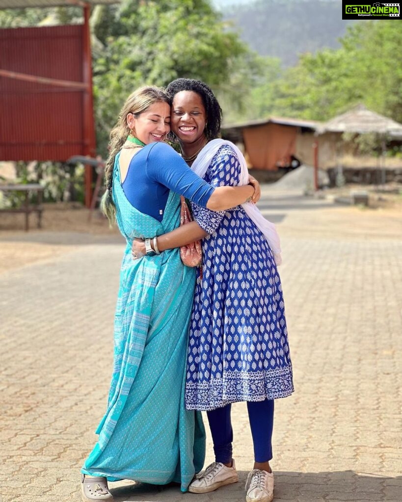 Anagha Bhosale Instagram - Bond & vibes matter more than the picture🪷 @beatrice.anobah going to miss u when u leave GeV Govardhan Eco Village (GEV) - Sri Radha Vrindavanbihari Temple, Mumbai.