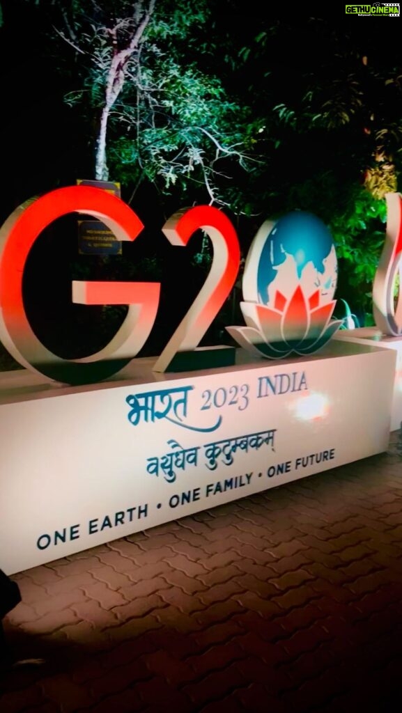 Anagha Bhosale Instagram - Such a proud moment for India 🇮🇳 G20 C20 Food & Life conference India is hosting G20 2023 , under the motto “Vasudhaiva Kutumbakam”- “One Earth. One Family. One Future”. Where we get to share about our culture, morals, values & most importantly we are telling everybody that we all are from one source (lord Krishna) really happy to have this session at my Gurudev’s home♥️🦚 @radhanathswami @govardhan_ecovillage Such lovely discussions were held about spirituality , food/ nutrition & much more ….. honoured to be a part of it. I really do love my country, Really proud to be an Indian ♥️🇮🇳 Jai hind #bharatmatakijai🇮🇳 @officialgaurangadas