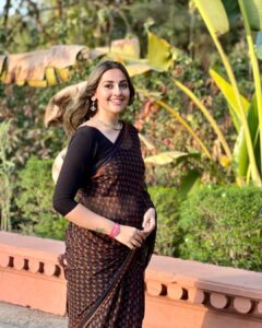 Anagha Bhosale Instagram - Contentment lives only in the hearts of those, who are grateful- Radhanath Maharaj 💙🙌🏻🙏🏻 Hari Bol