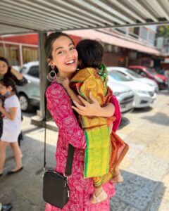 Anagha Bhosale Instagram - The greatest need in the world is the value of compassion and the character of integrity 
-Radhanath Maharaj 
🦚❤️ Hari Bol 
#thechildrenoftheworld 
.
.
.
Thank you for this beautiful outfit @gulabi_dori