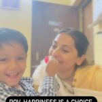 Anagha Bhosale Instagram - Duḥkhālayam aśāśvatam -material world is a place full of Miseries. But For a intelligent person misery comes to make us close to krishna & to make us understand something significant. We can choose to be happy with devotee association ,services & Hari naam which keeps us pushing ahead in our spiritual journey when we get distracted….therefore devotee association , services & HARI NAAM is important for growing in our spiritual journey🦚🙏🏻♥️ start chanting #harekrishnaharekrishnakrishnakrishnahareharehareramahareramaramaramaharehare Comment Hare Krishna everyone 🙏🏻