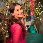 Anagha Bhosale Instagram - As you get older, your Christmas list gets shorter—because the things you really want can't be bought! 🦚❤️ . . #anaghabhosale #hkrr
