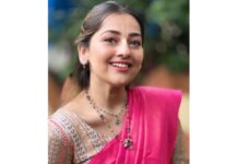 Anagha Bhosale Instagram - Our culture & character is everything, we youth of today should understand this & start making wise choices which will bring us close to Lord Krishna Tulsi 📿🌿 by : @silver_tulasi_mala