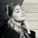 Anagha Bhosale Instagram - New is good…. Peace 🦚HKRR❤️