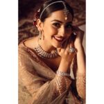 Anagha Bhosale Instagram – Have COURAGE and be KIND✨🦚
.
.
📸: @harsh__mevada #anaghabhosale