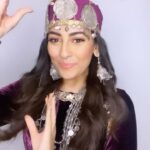 Anagha Bhosale Instagram - Aaye ho kis bagiya se 🐝 This song❤️ do you remember dancing on this song at your school function, tag your school friends. #bumbro #anaghabhosale #feelkaroreelkaro #feelitreelit